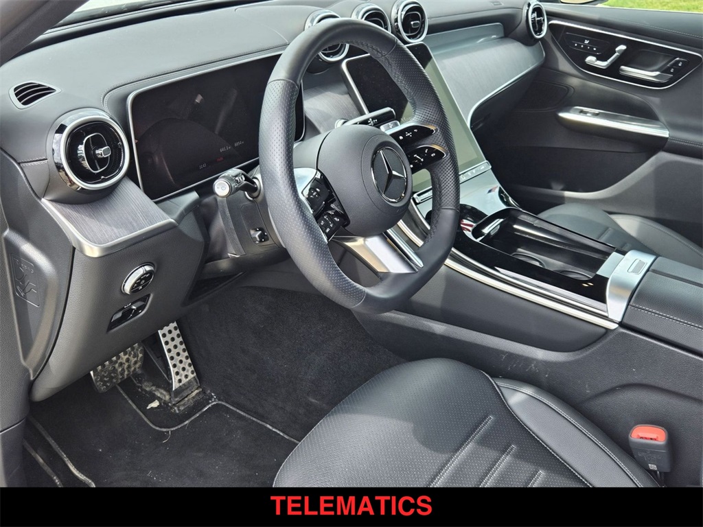 Vehicle image 14 of 22