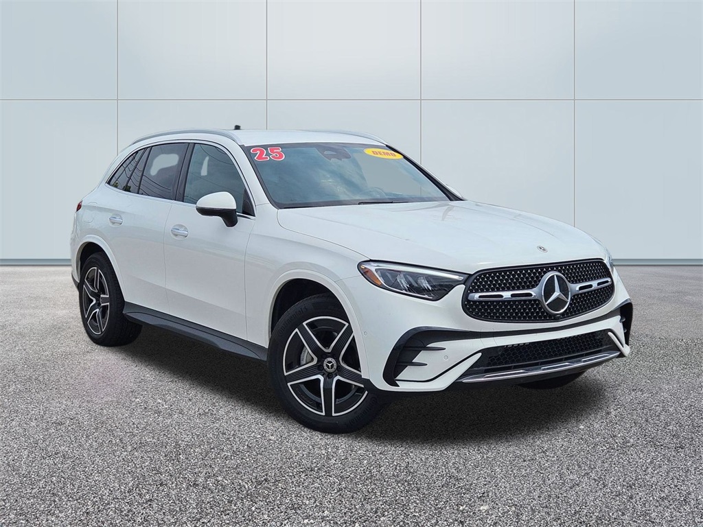 Vehicle image 3 of 22