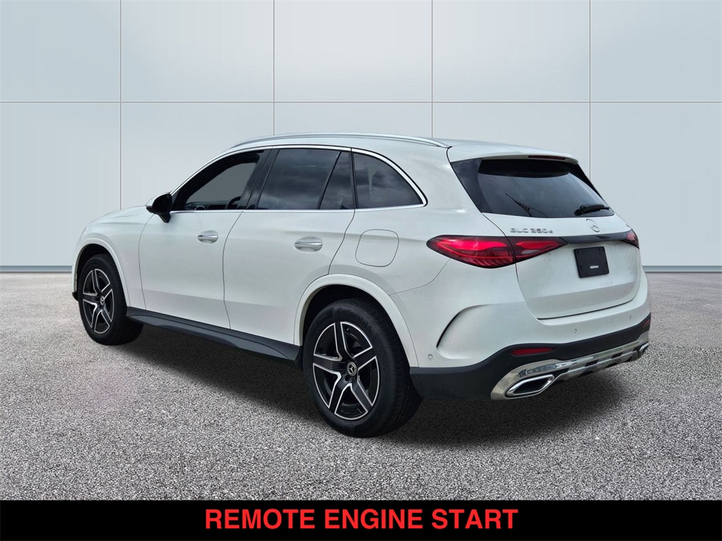 Vehicle image 7 of 22