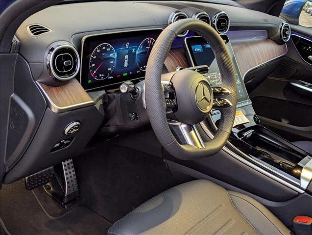 Vehicle image 7 of 16
