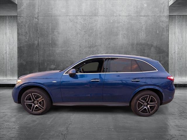 Vehicle image 6 of 16