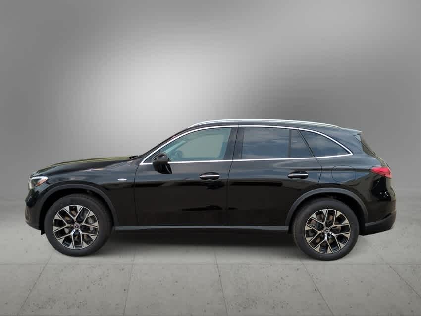 Vehicle image 9 of 36