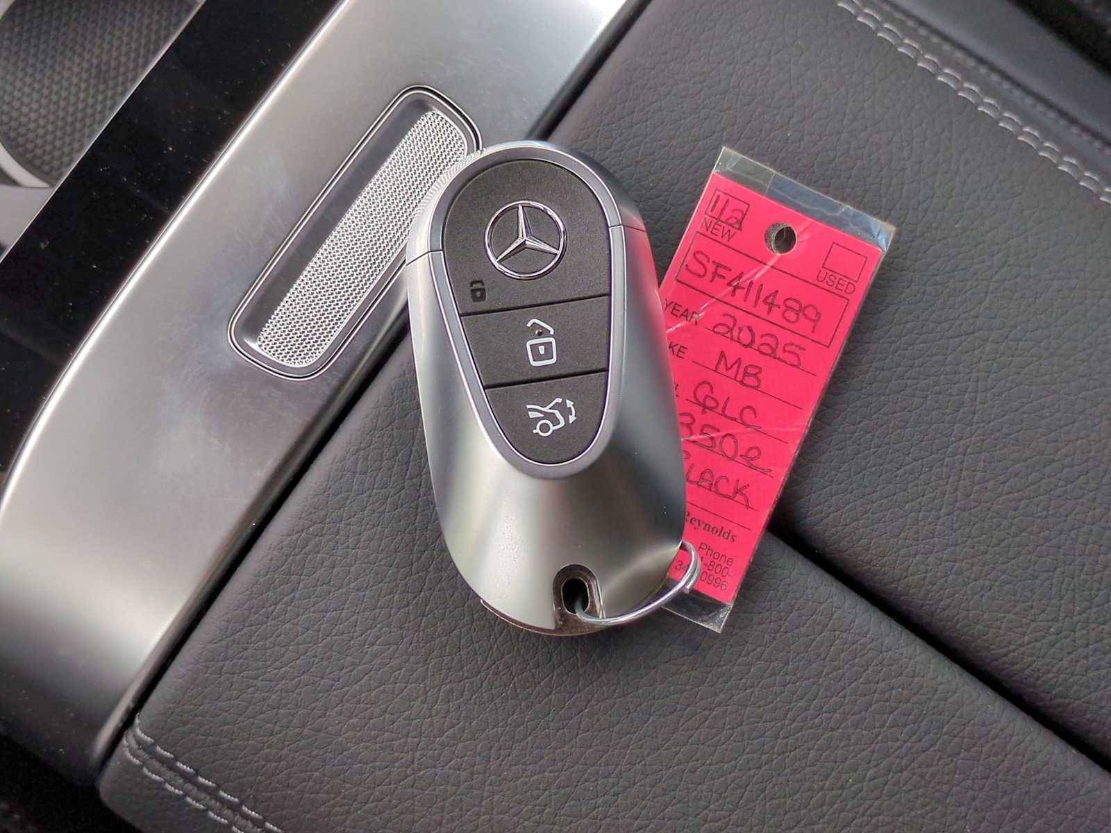 Vehicle image 26 of 36