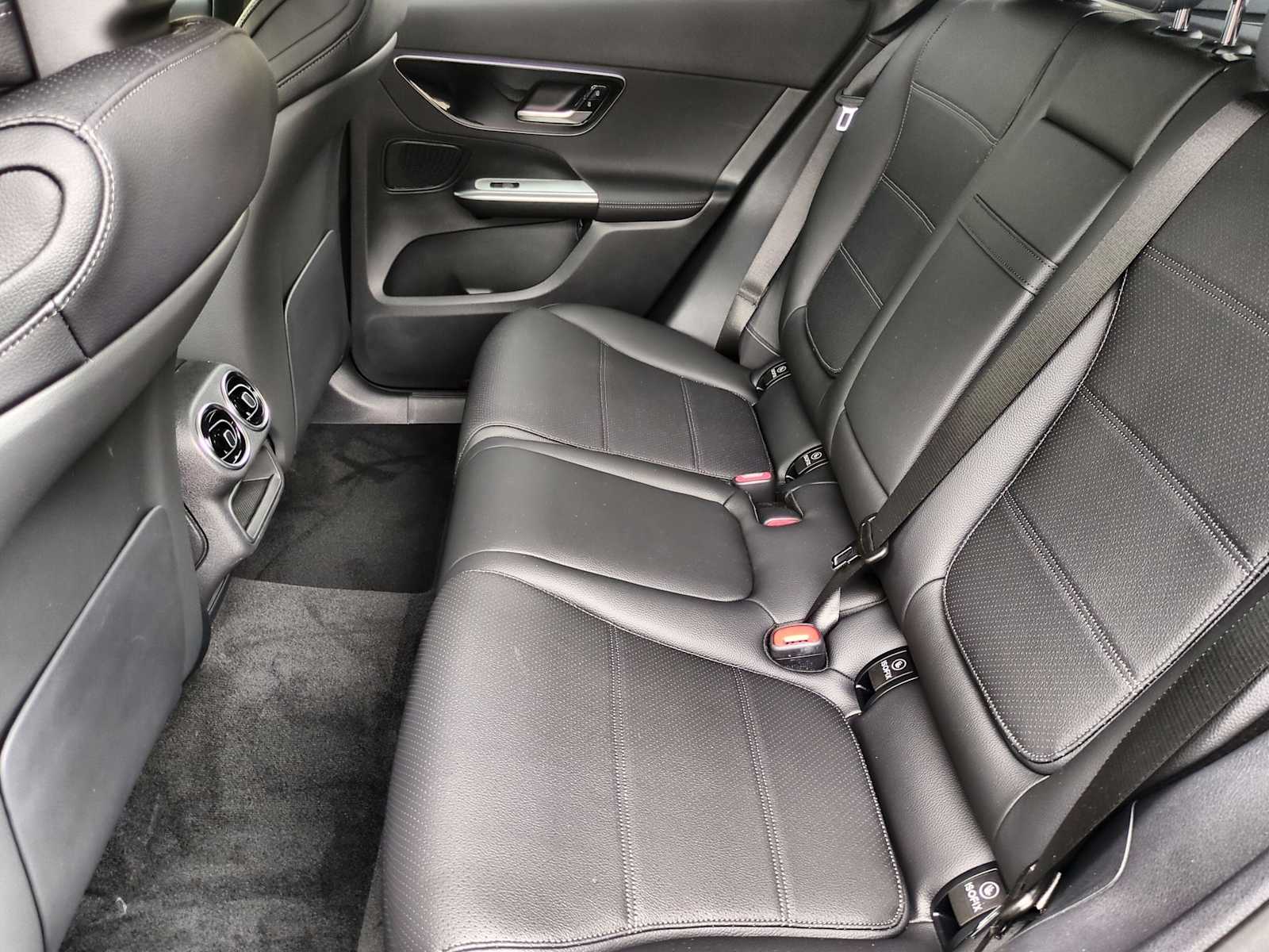 Vehicle image 13 of 36