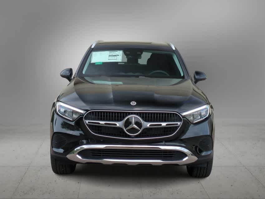 Vehicle image 3 of 36