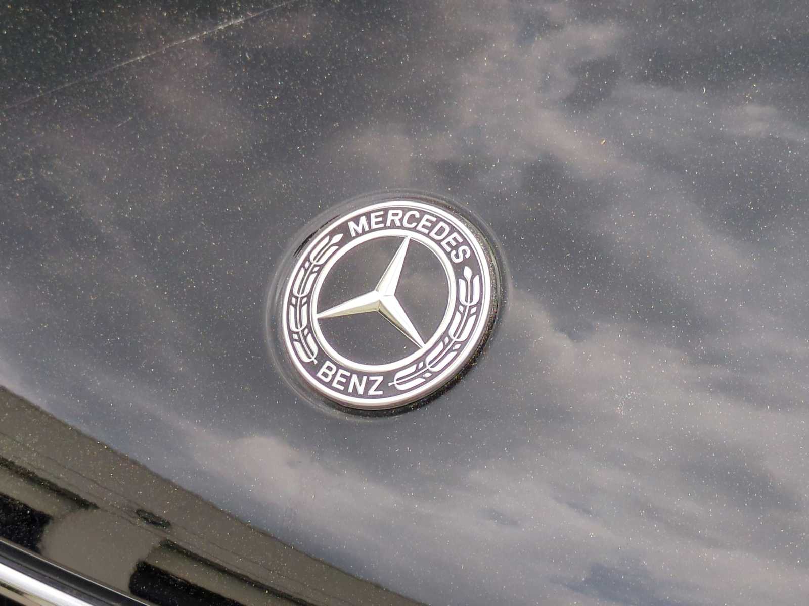 Vehicle image 31 of 36
