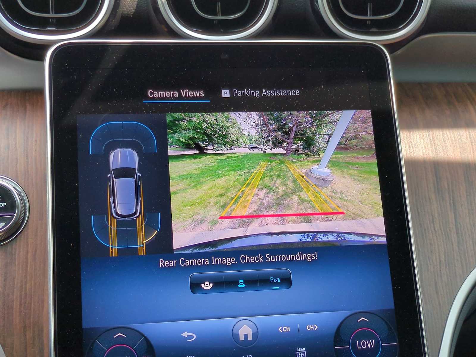 Vehicle image 18 of 36