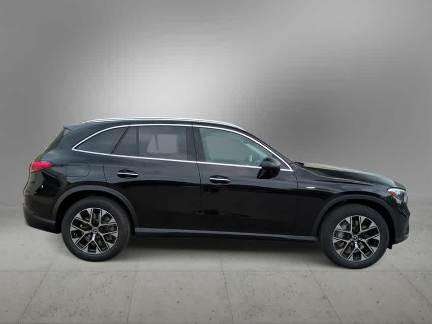 Vehicle image 5 of 36