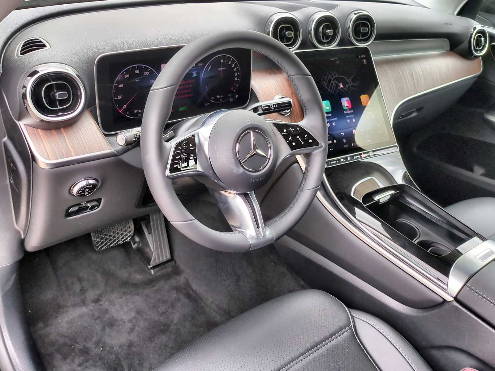 Vehicle image 15 of 36