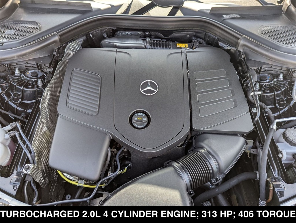 2025 Mercedes-Benz GLC 350e Image 8 of 20