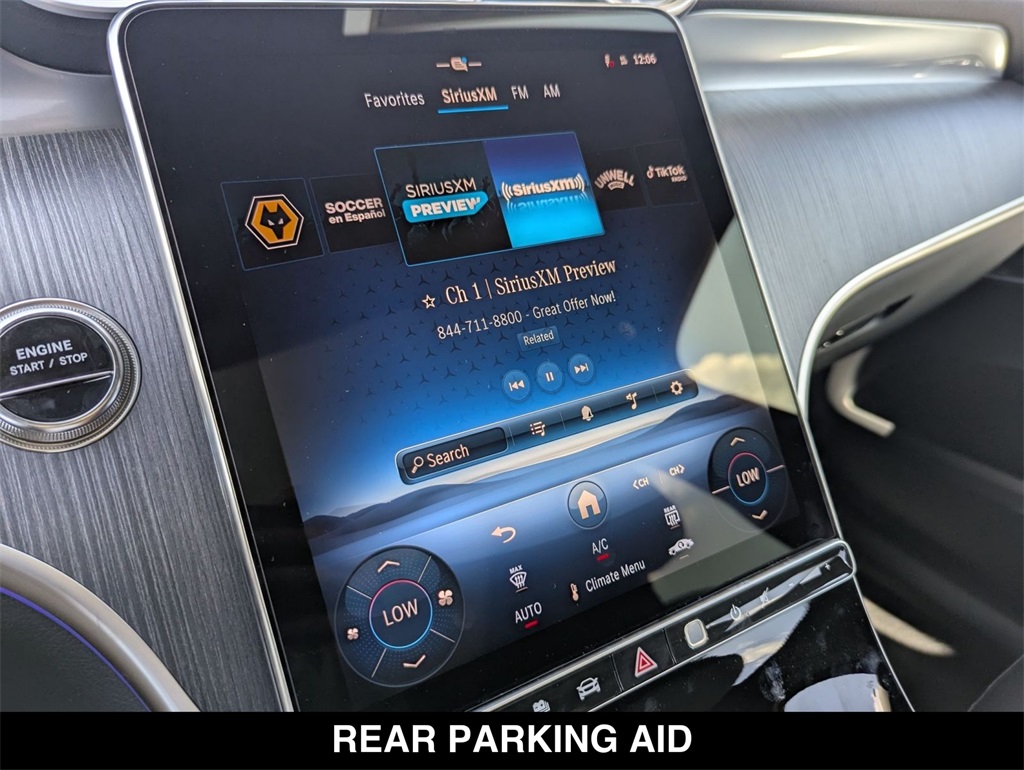 2025 Mercedes-Benz GLC 350e Image 17 of 20