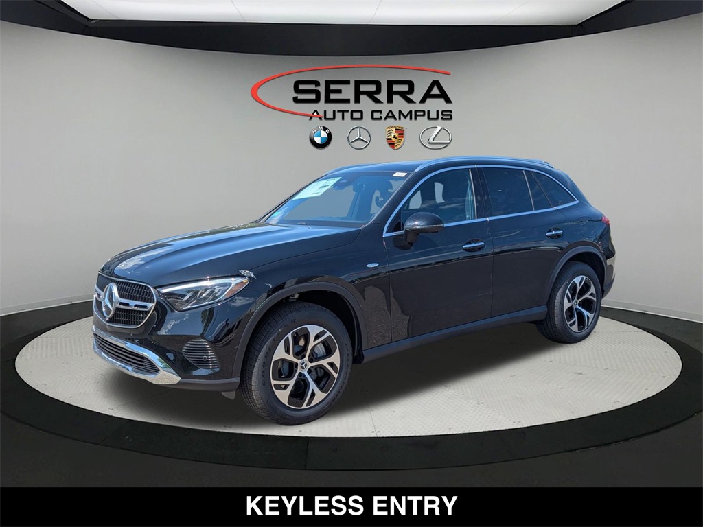 2025 Mercedes-Benz GLC 350e Image 1 of 20