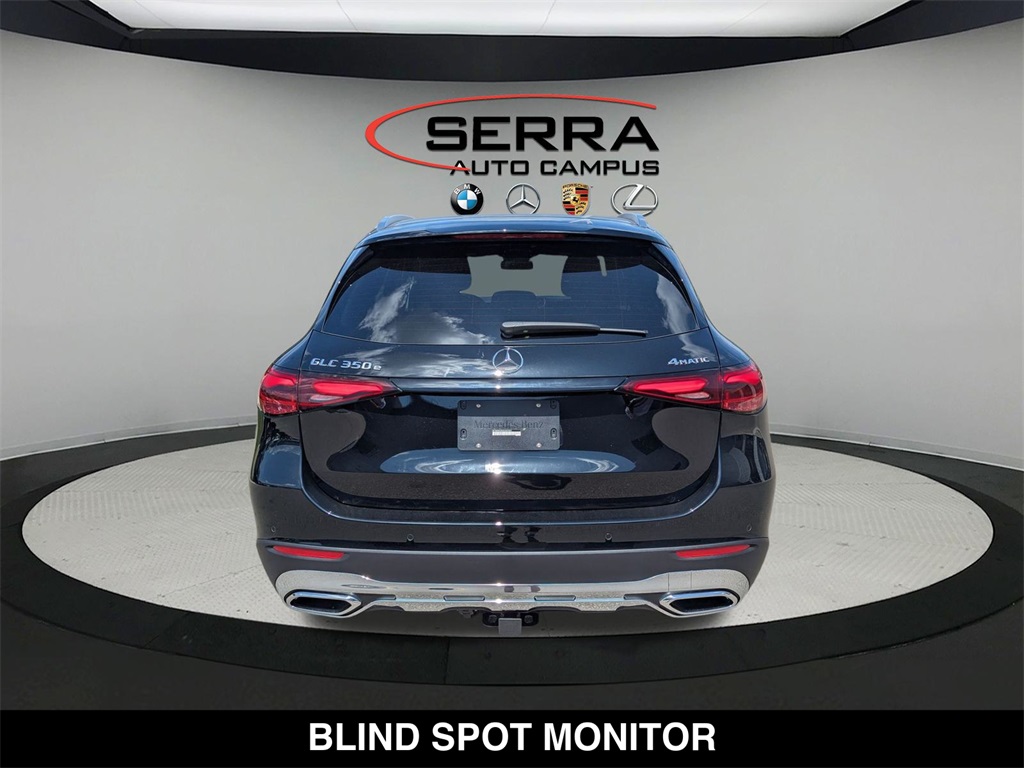 2025 Mercedes-Benz GLC 350e Image 6 of 20