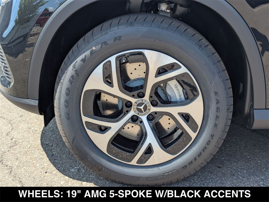 2025 Mercedes-Benz GLC 350e Image 9 of 20