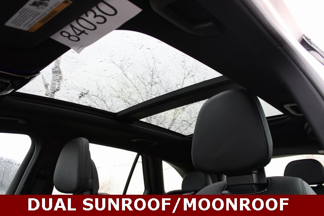 Vehicle image 18 of 41