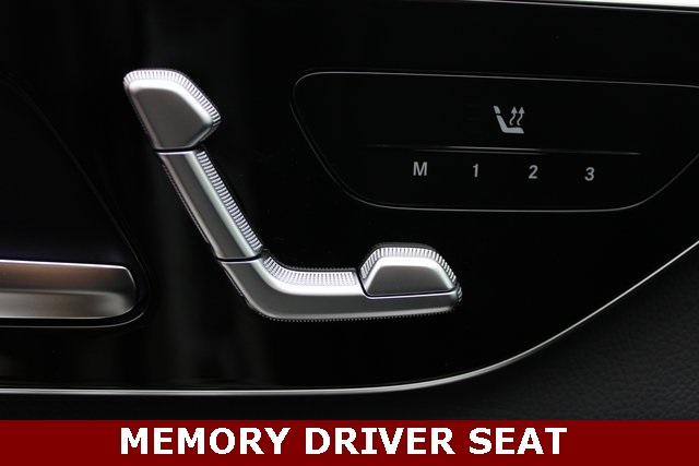 Vehicle image 16 of 41