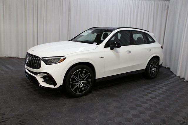 Vehicle image 4 of 41