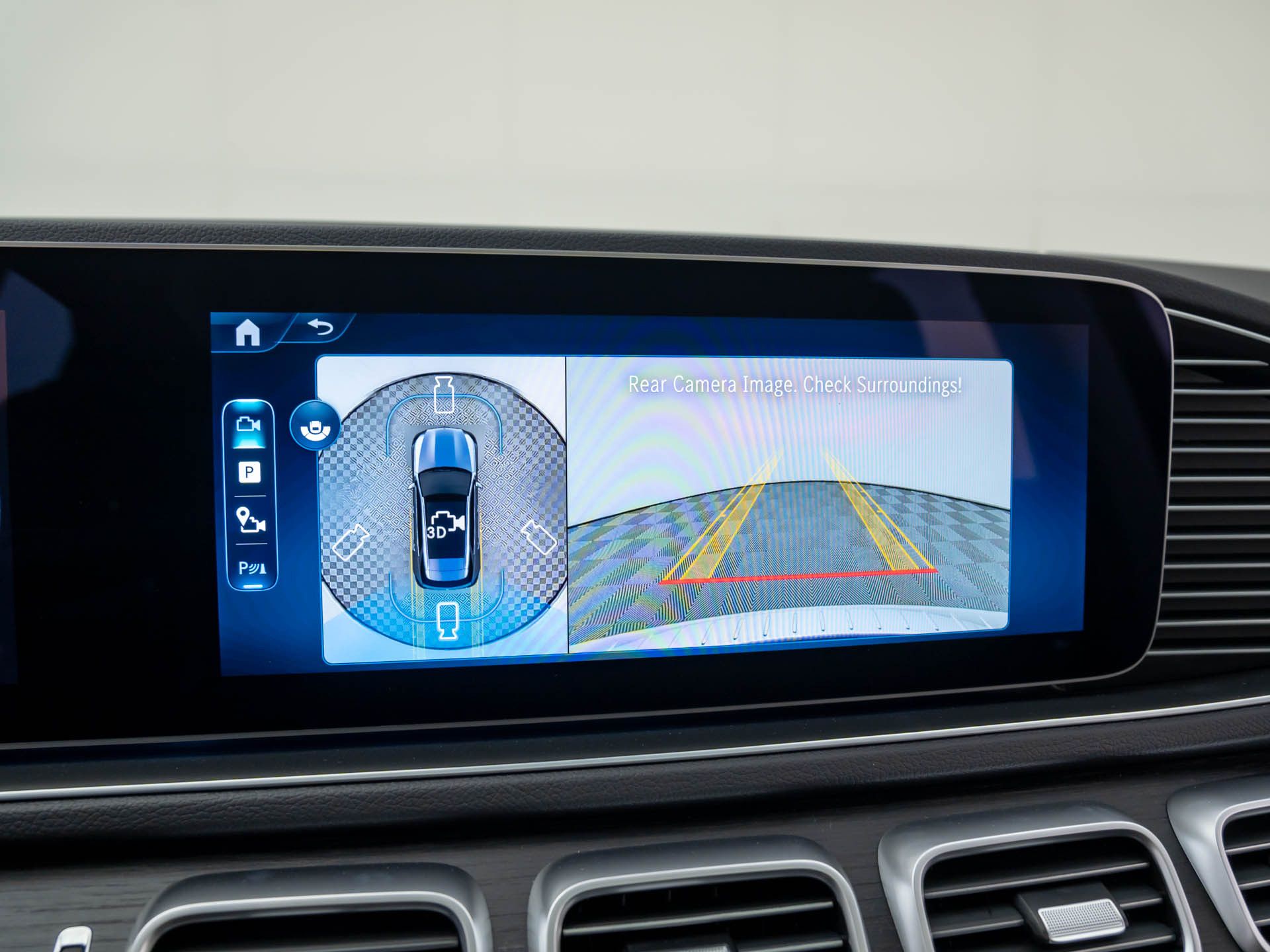 Vehicle image 31 of 38