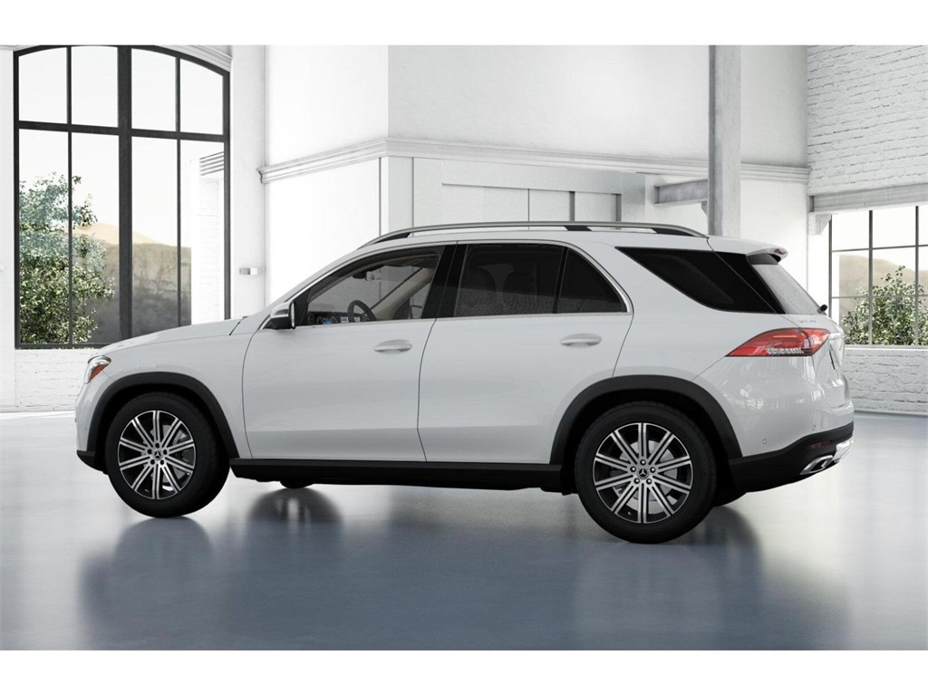 Vehicle image 37 of 42