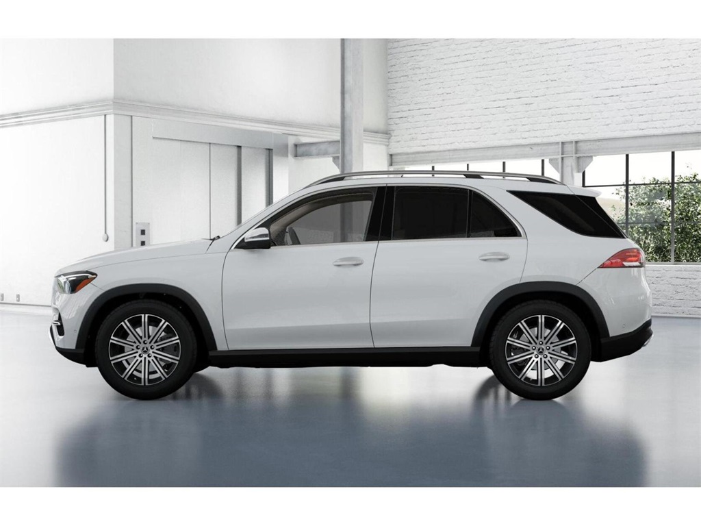 Vehicle image 34 of 42