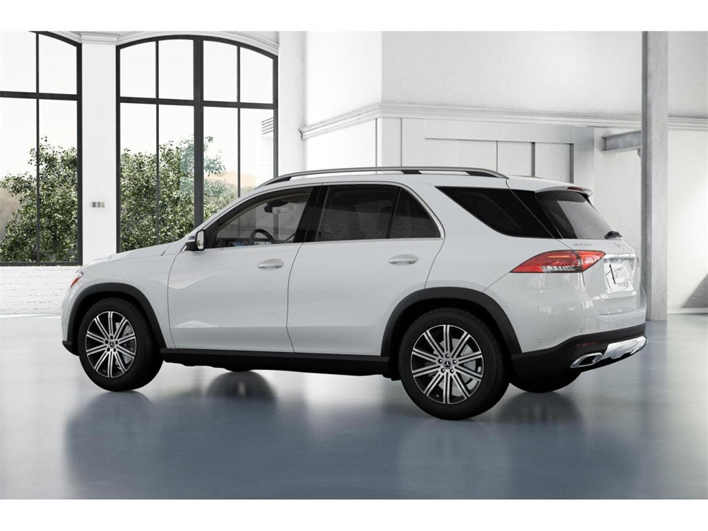 Vehicle image 31 of 42
