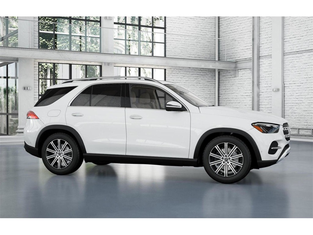Vehicle image 19 of 42