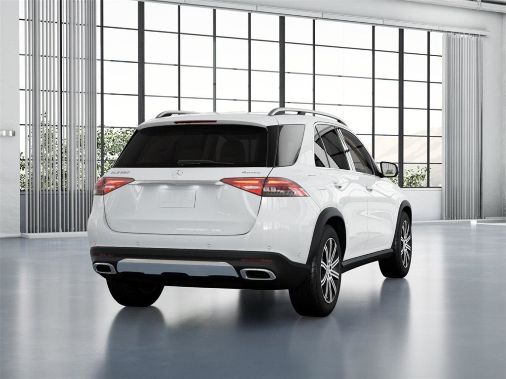 Vehicle image 24 of 42