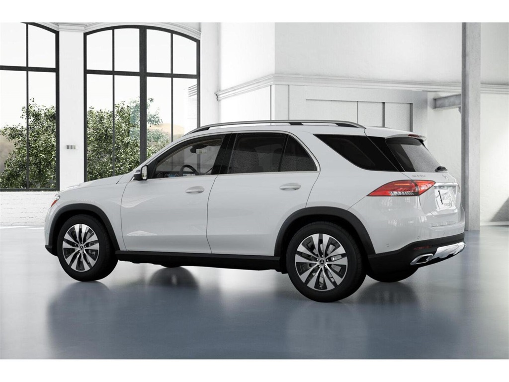 Vehicle image 31 of 42