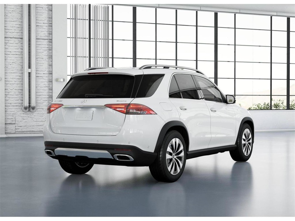 Vehicle image 21 of 42