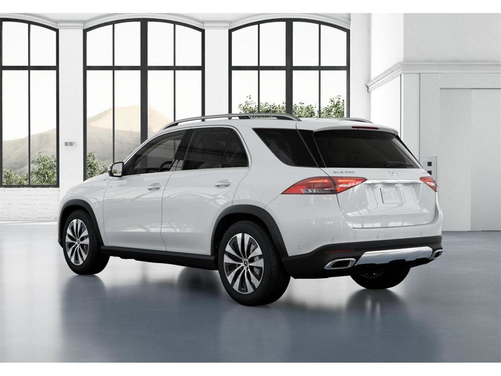 Vehicle image 29 of 42