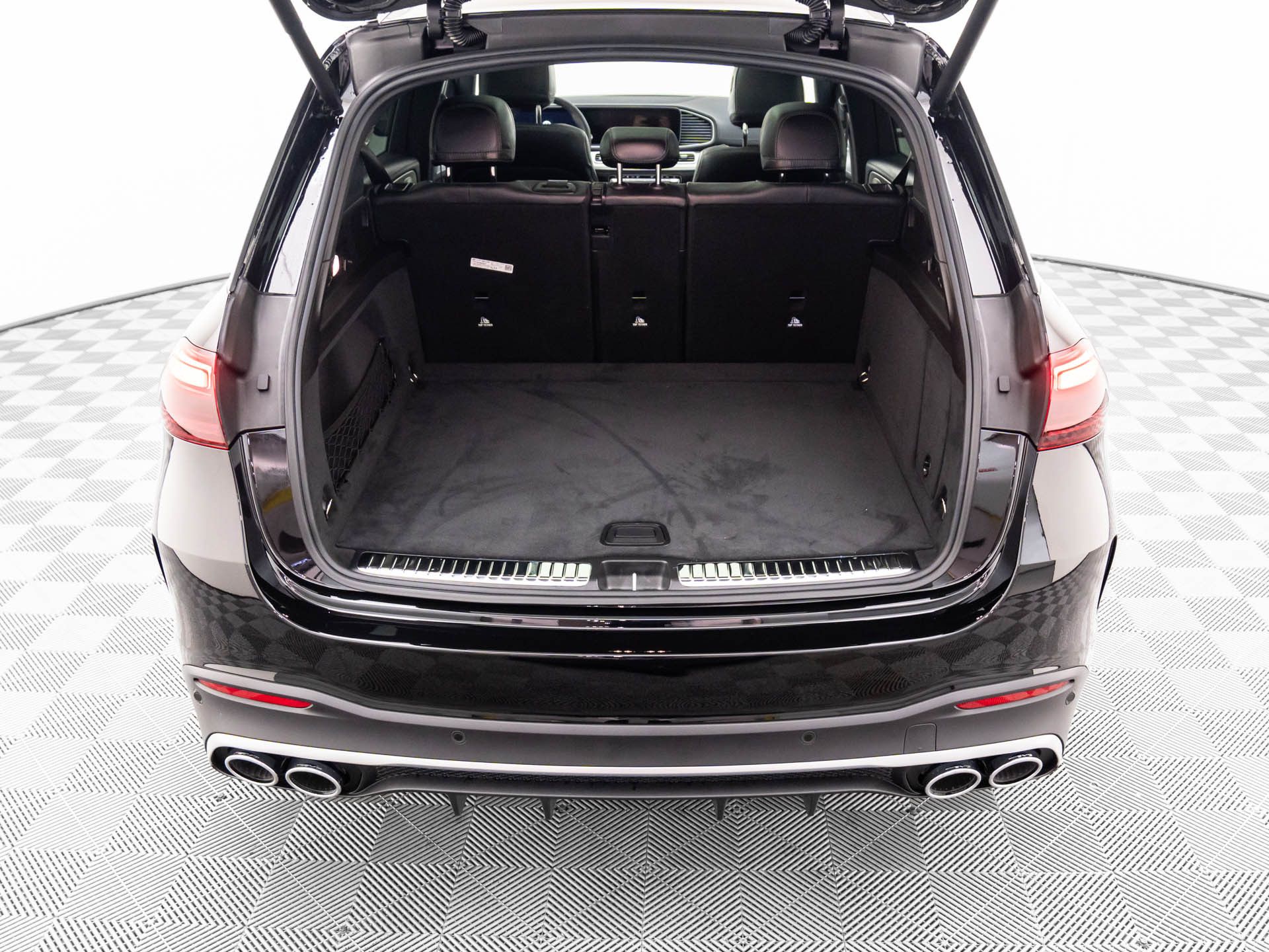 Vehicle image 14 of 38