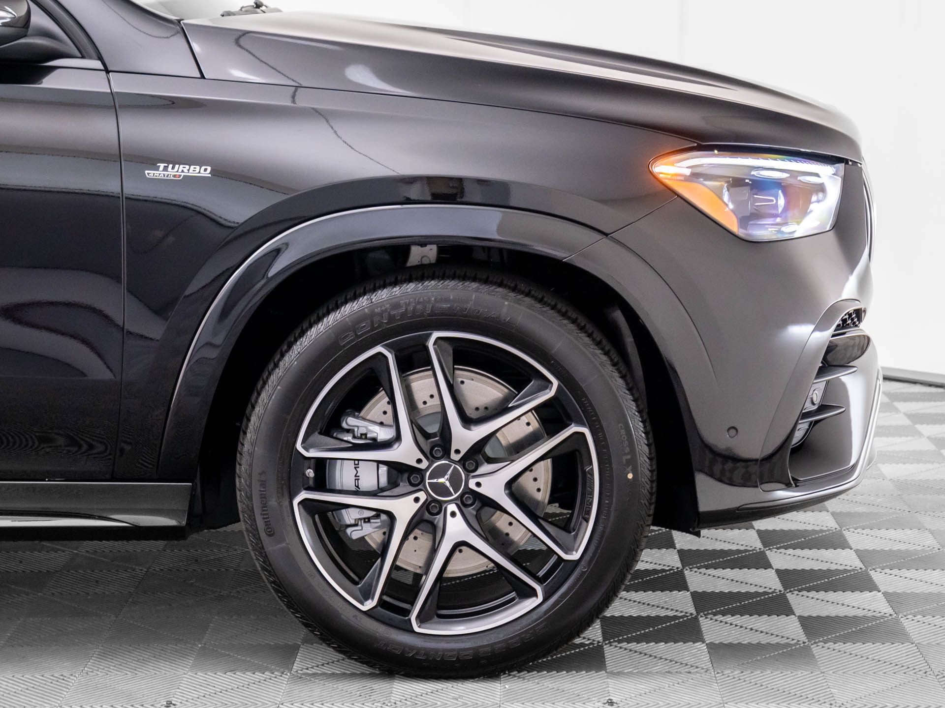 Vehicle image 36 of 39