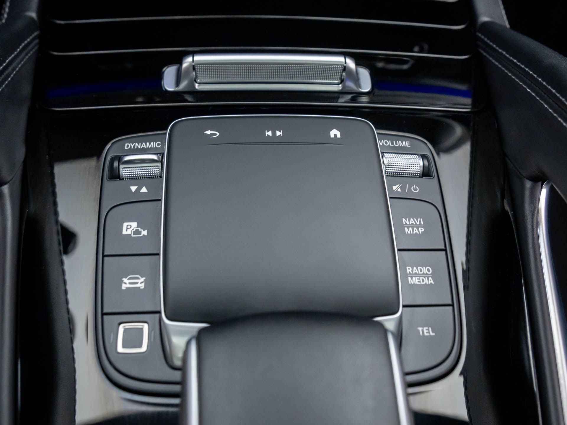 Vehicle image 22 of 39