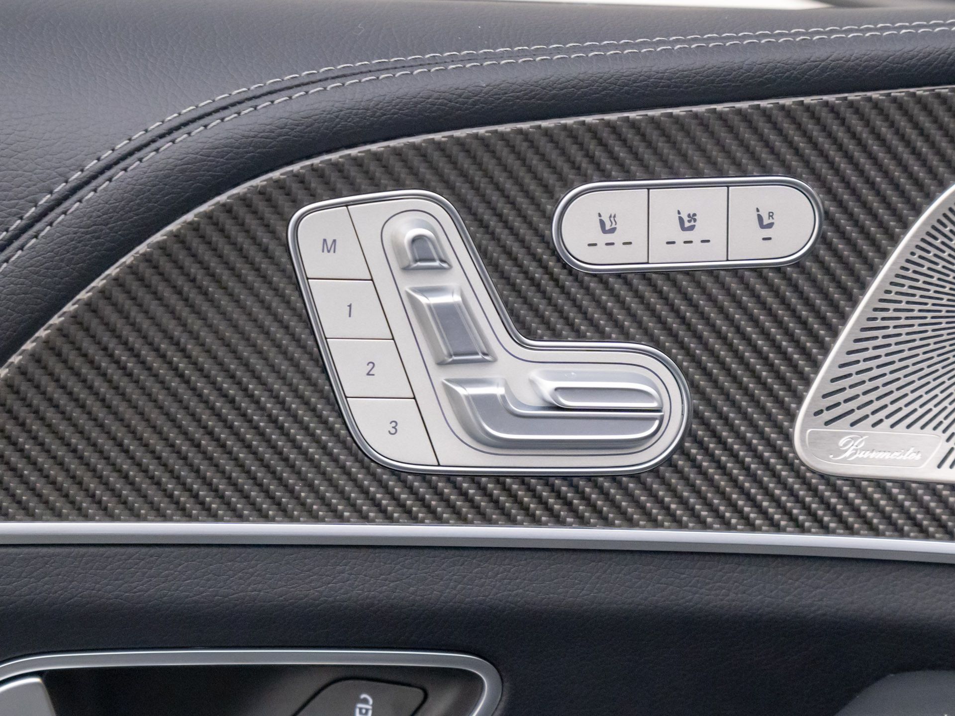 Vehicle image 16 of 37