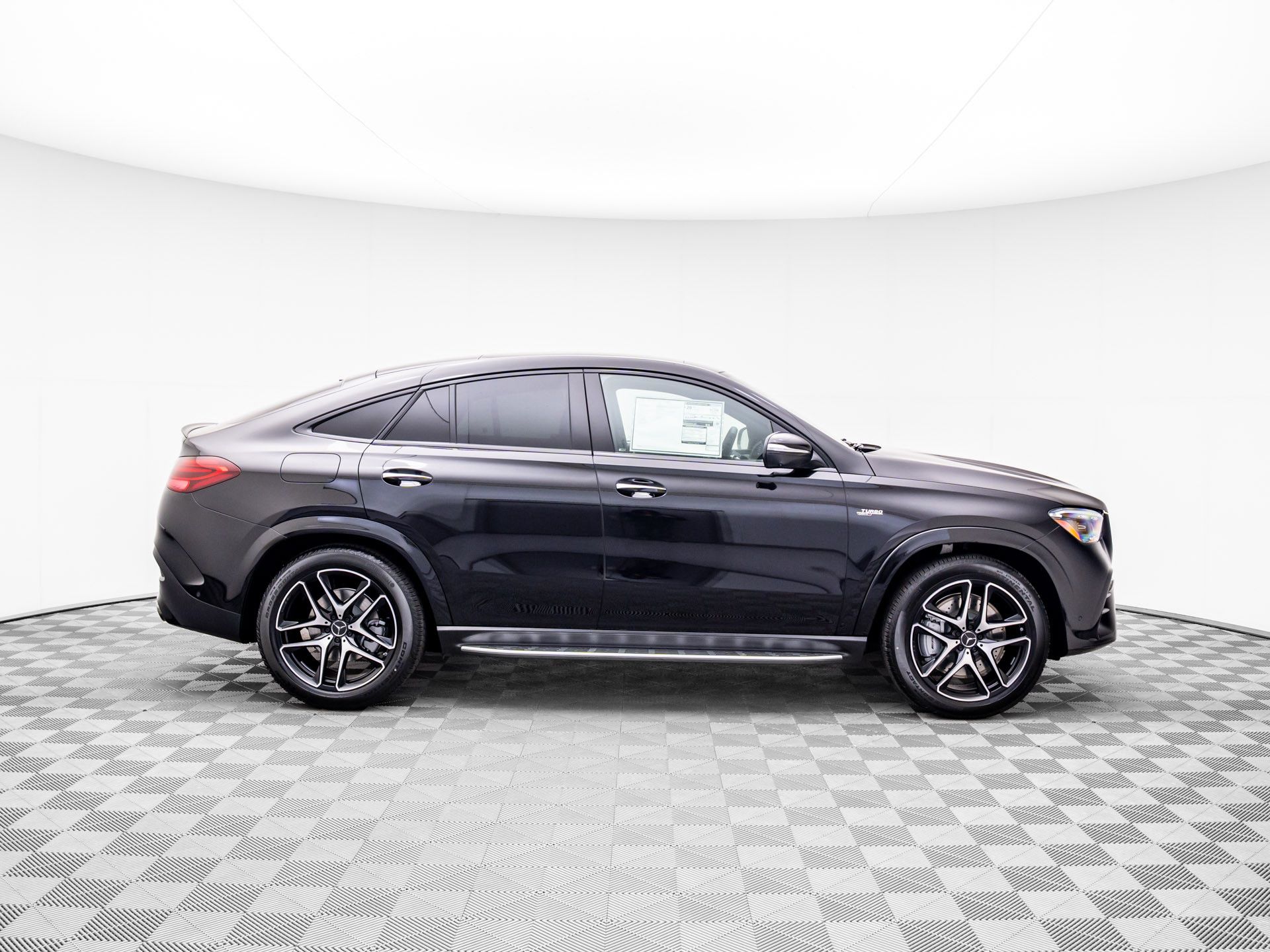 Vehicle image 4 of 37
