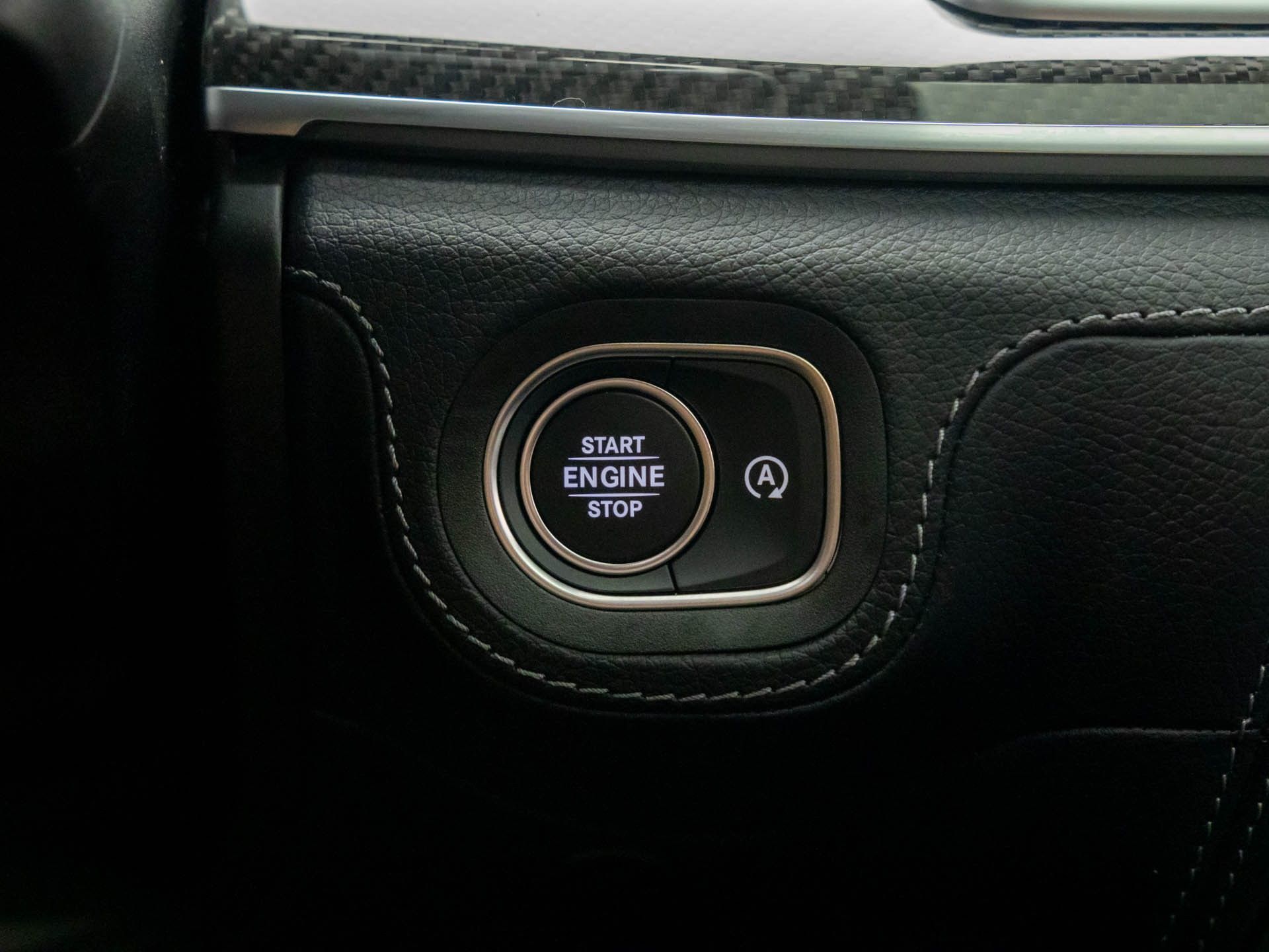 Vehicle image 27 of 37
