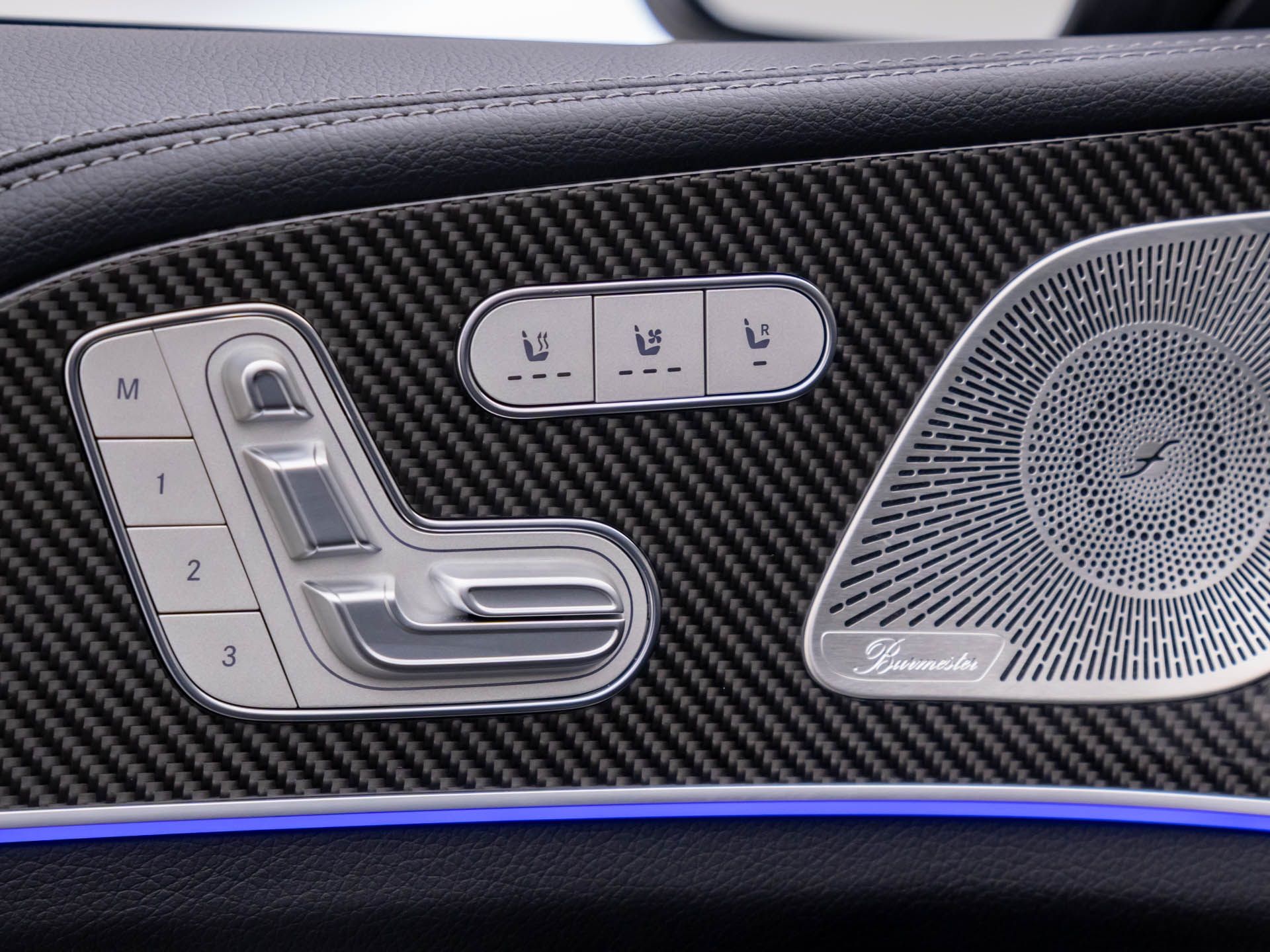 Vehicle image 31 of 41