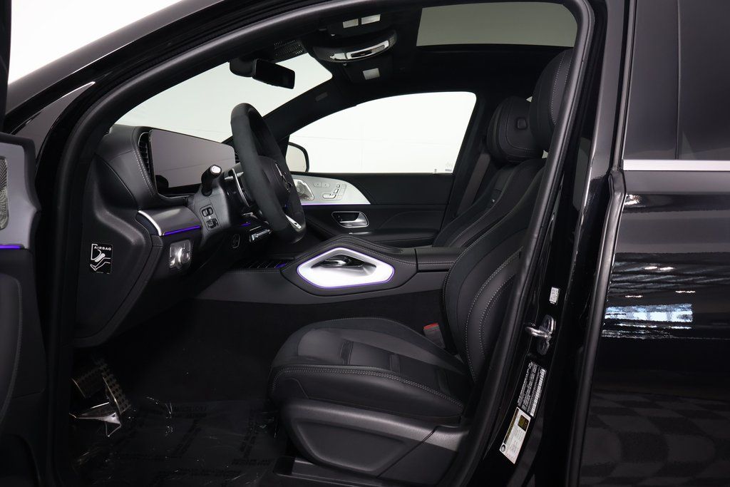 Vehicle image 5 of 10