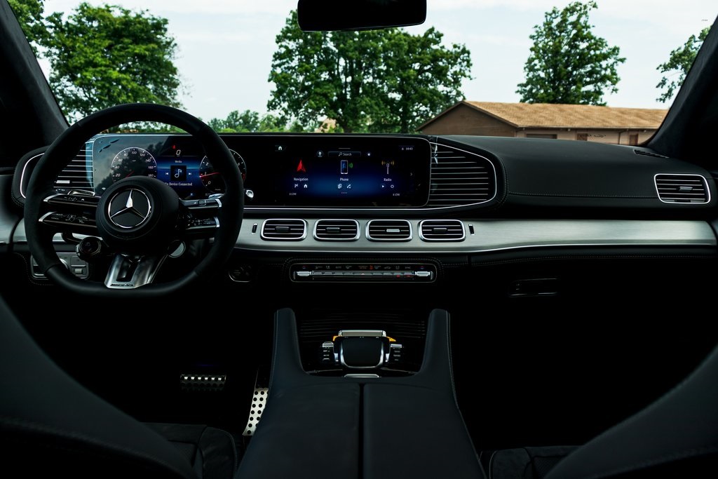 Vehicle image 57 of 98