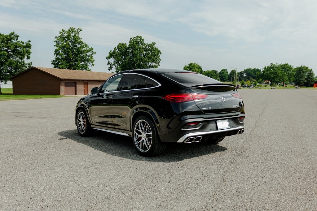 Vehicle image 40 of 98
