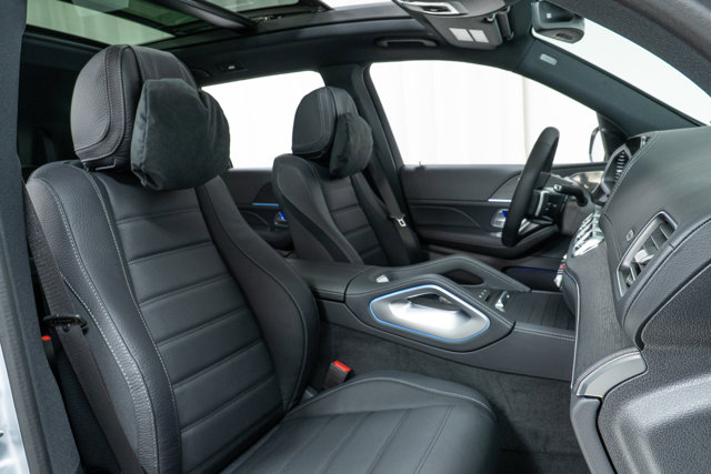 Vehicle image 26 of 30