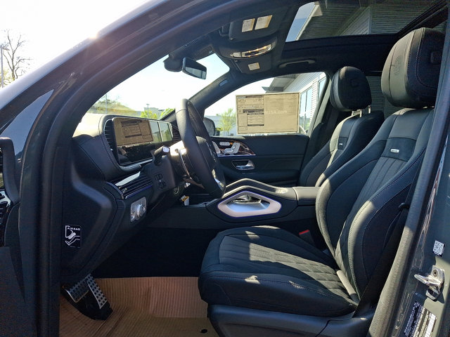 Vehicle image 13 of 21