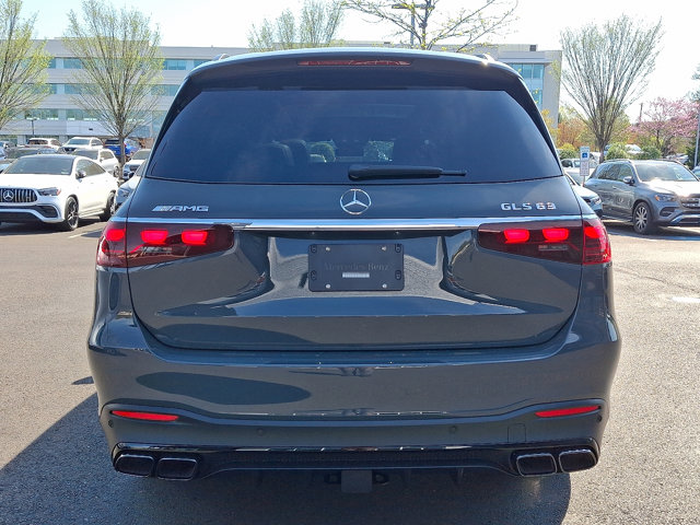 Vehicle image 6 of 21