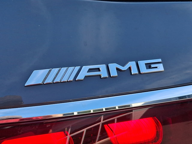 Vehicle image 20 of 21
