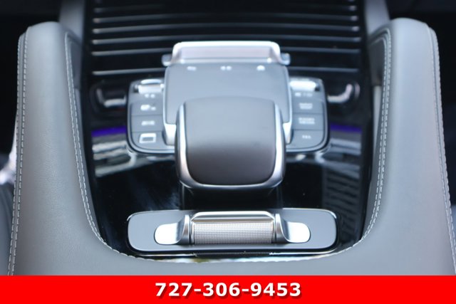 Vehicle image 24 of 36