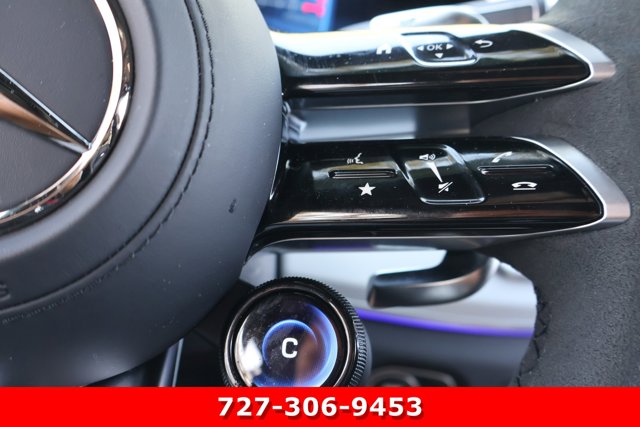 Vehicle image 31 of 36