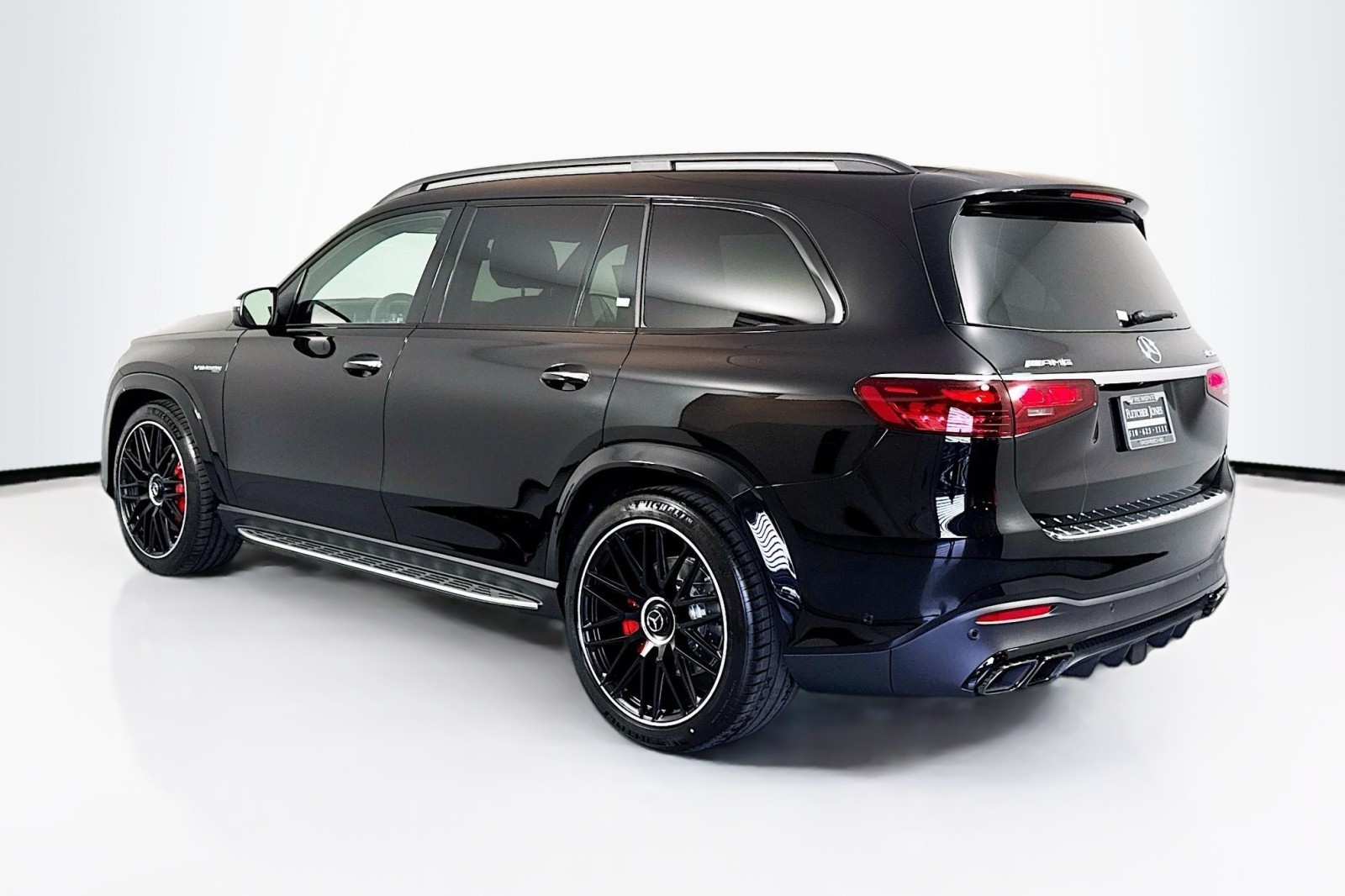 2025 Mercedes-Benz GLS AMG 63 Image 7 of 31