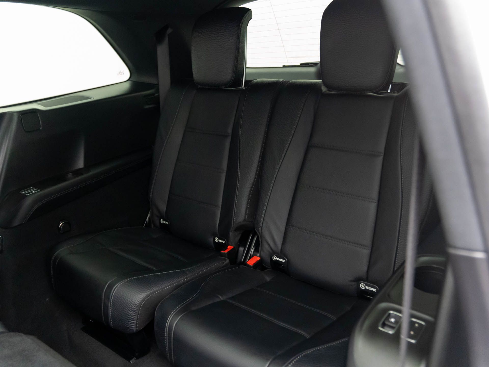 Vehicle image 15 of 32