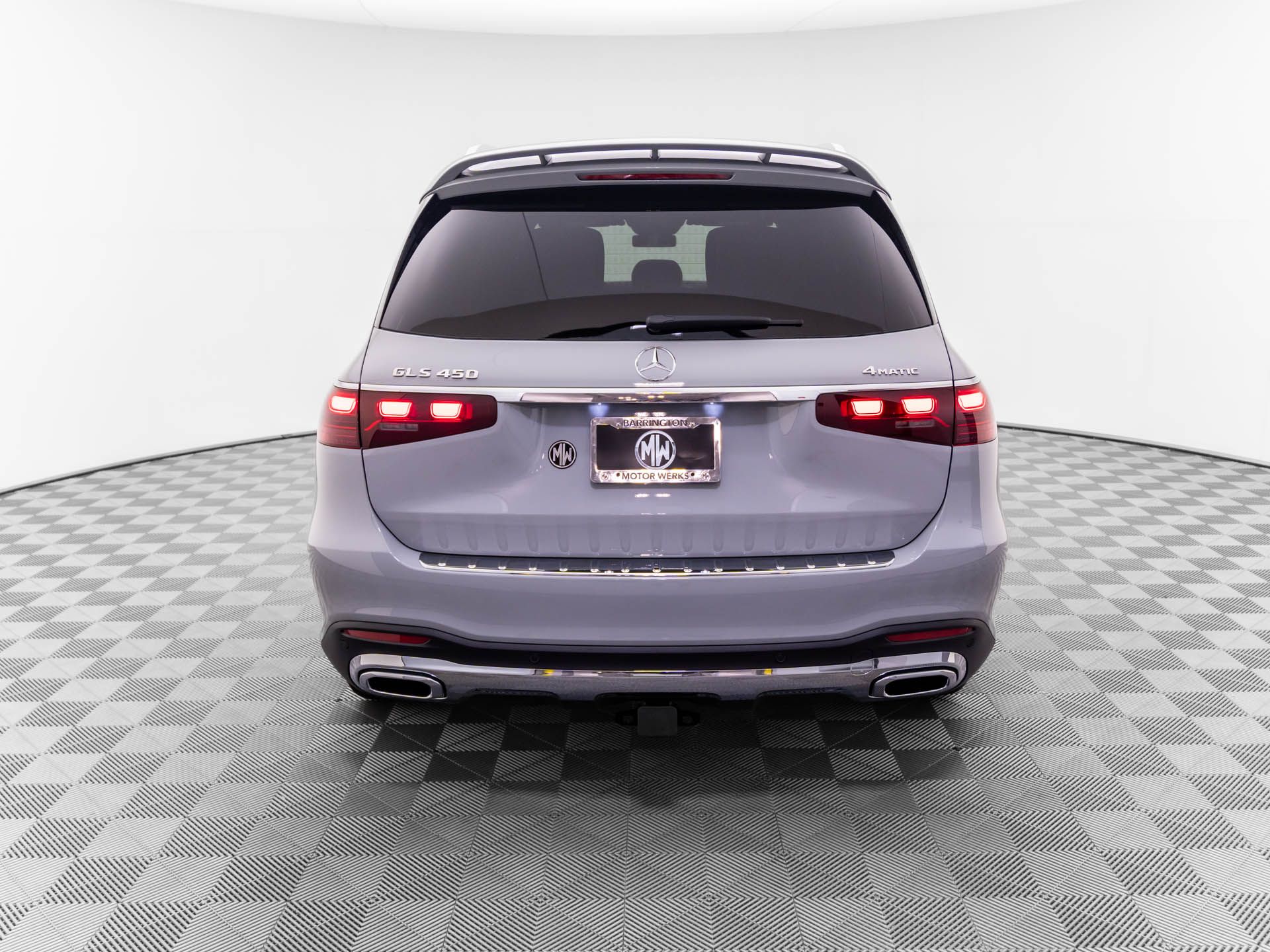 Vehicle image 5 of 32