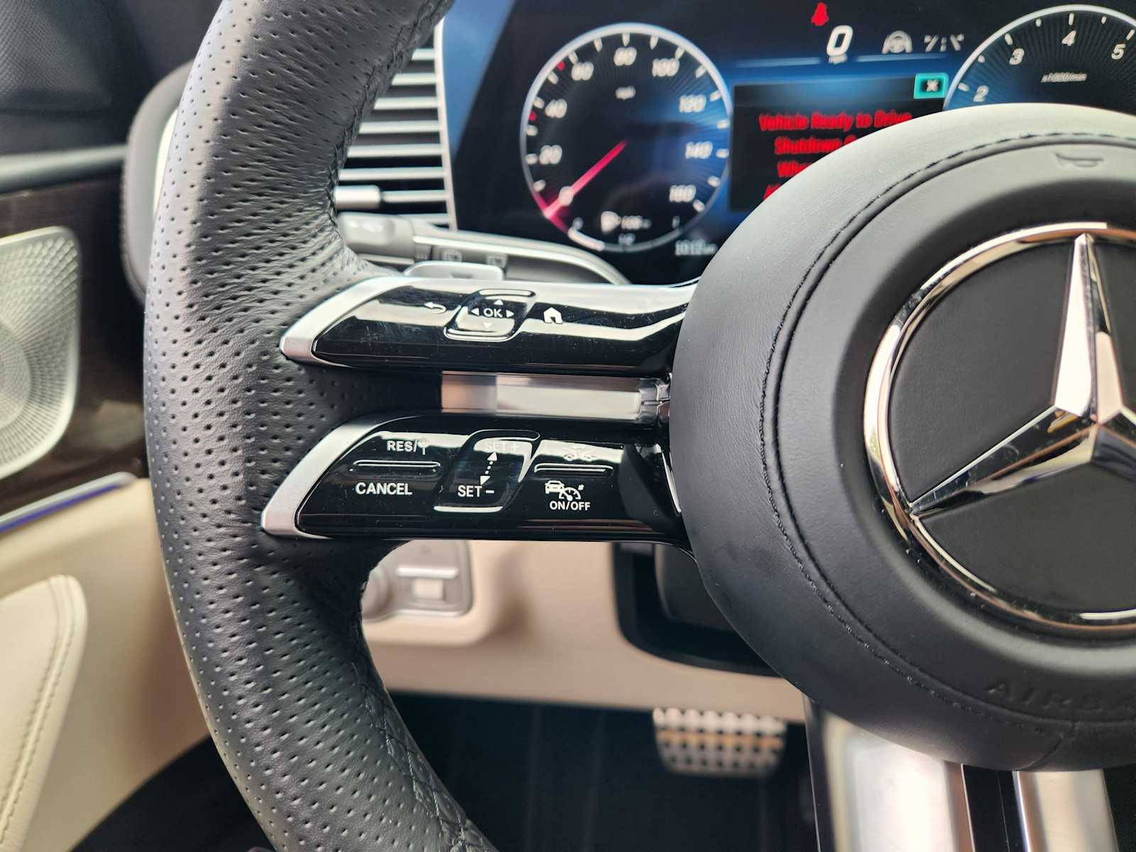 Vehicle image 28 of 34